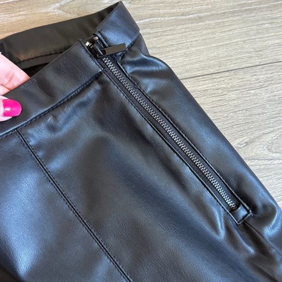 ZARA FAUX LEATHER LEGGINGS - Picture 9 of 9